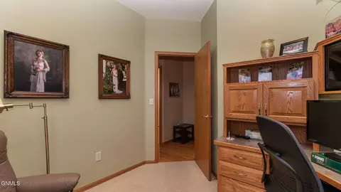 1918 Mesquite Loop, Bismarck, ND 58503 photo 25