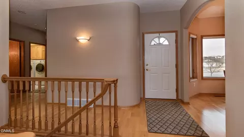 1918 Mesquite Loop, Bismarck, ND 58503 photo 17