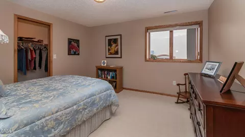 1918 Mesquite Loop, Bismarck, ND 58503 photo 39
