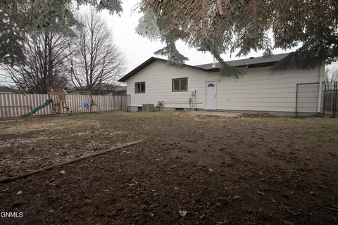 2008 Harmon Ave, Bismarck, ND 58501 photo 25