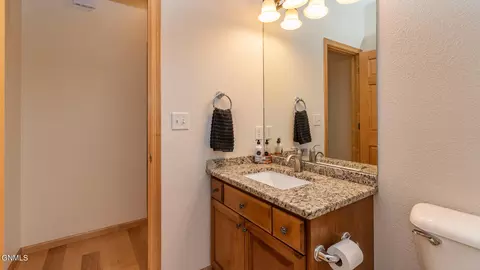 4701 Boulder Ridge Rd, Bismarck, ND 58503 photo 19