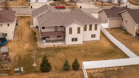 4701 Boulder Ridge Rd, Bismarck, ND 58503 photo 5
