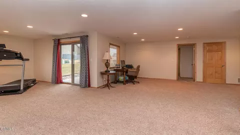 4701 Boulder Ridge Rd, Bismarck, ND 58503 photo 31