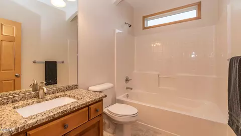 4701 Boulder Ridge Rd, Bismarck, ND 58503 photo 18