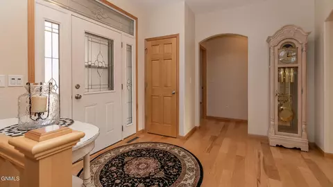 4701 Boulder Ridge Rd, Bismarck, ND 58503 photo 8