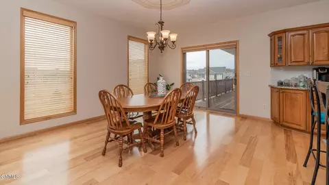 4701 Boulder Ridge Rd, Bismarck, ND 58503 photo 12