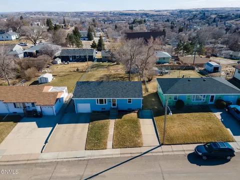 403 11th St NW, Mandan, ND 58554 photo 29