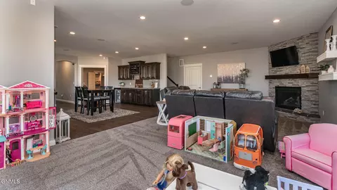 5709 Crested Butte Rd, Bismarck, ND 58503 photo 54