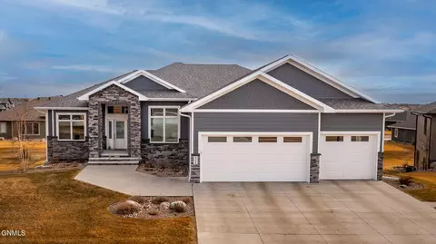 5709 Crested Butte Rd, Bismarck, ND 58503 photo 69