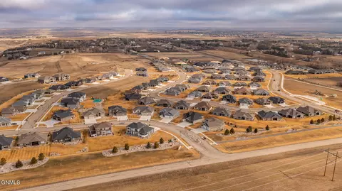 5709 Crested Butte Rd, Bismarck, ND 58503 photo 77