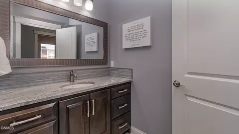5709 Crested Butte Rd, Bismarck, ND 58503 photo 48