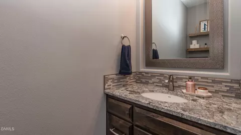 5709 Crested Butte Rd, Bismarck, ND 58503 photo 32
