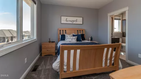 5709 Crested Butte Rd, Bismarck, ND 58503 photo 33