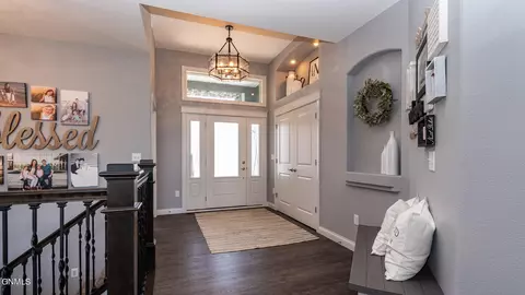 5709 Crested Butte Rd, Bismarck, ND 58503 photo 4