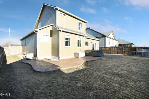 2002 19th Ave W, Williston, ND 58801 photo 32