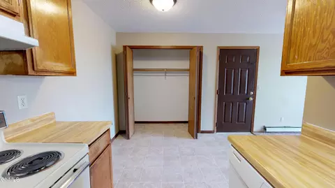1210 1218 3rd St NE, Mandan, ND 58554 photo 6