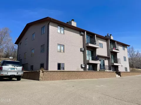 1210 1218 3rd St NE, Mandan, ND 58554 photo 13