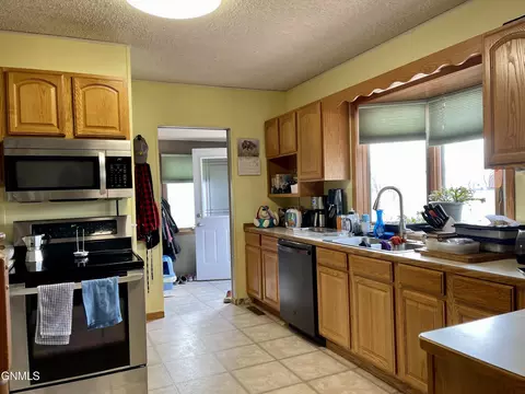 3 Church St, Ray, ND 58849 photo 6