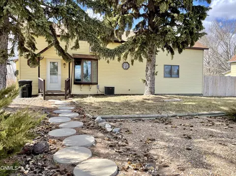 3 Church St, Ray, ND 58849 photo 1