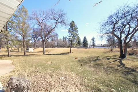 232 Souris Dr, Minot, ND 58701 photo 4