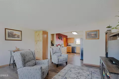 716 17th St W, Williston, ND 58801 photo 10