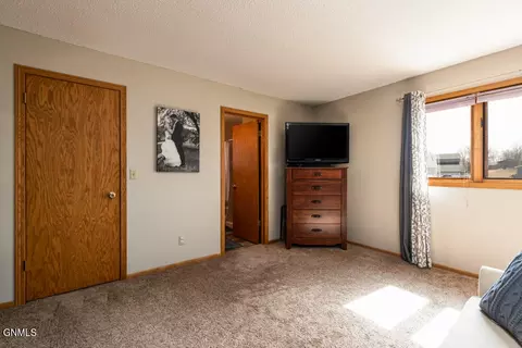 1901 Lincoln Pl NW, Mandan, ND 58554 photo 20
