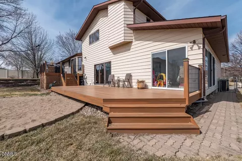 1901 Lincoln Pl NW, Mandan, ND 58554 photo 44