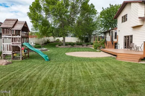 1901 Lincoln Pl NW, Mandan, ND 58554 photo 43