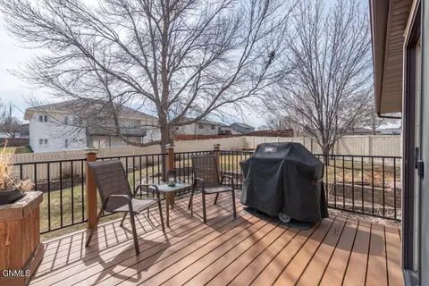 1901 Lincoln Pl NW, Mandan, ND 58554 photo 49