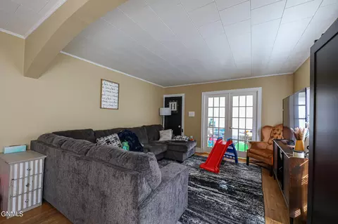 716 N 3rd St, Bismarck, ND 58501 photo 5