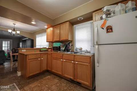 716 N 3rd St, Bismarck, ND 58501 photo 8