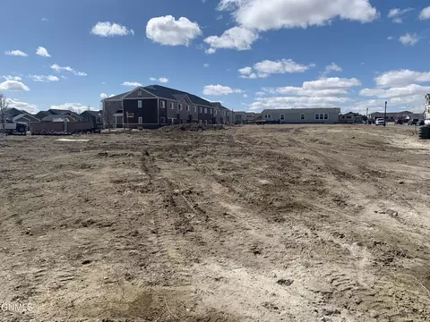 24 Th 24th St W, Williston, ND 58801 photo 3