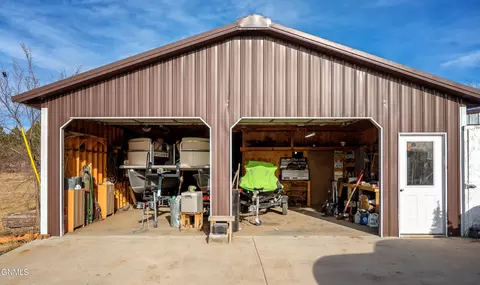 5078 Sunrise Dr, Williston, ND 58801 photo 19