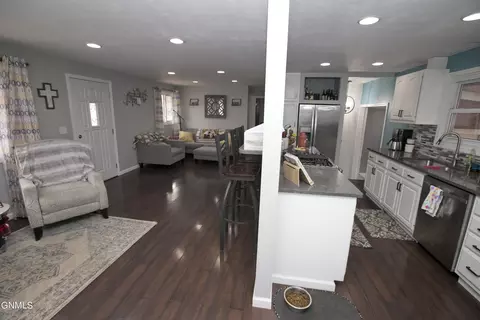 310 Turnpike Ave E, Bismarck, ND 58501 photo 6