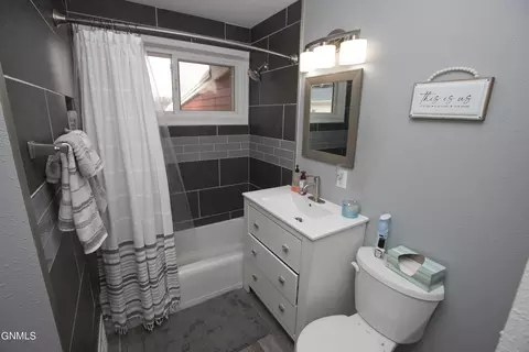 310 Turnpike Ave E, Bismarck, ND 58501 photo 15