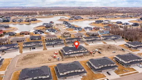 738 Compass Loop, Bismarck, ND 58504 photo 36