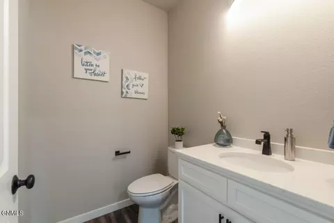 804 Compass Loop, Bismarck, ND 58504 photo 9
