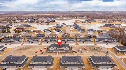 804 Compass Loop, Bismarck, ND 58504 photo 19