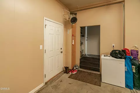 2876 Warwick Loop, Bismarck, ND 58504 photo 34