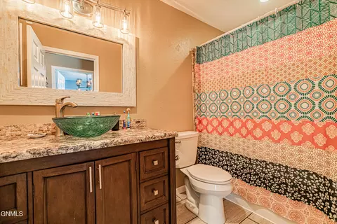 2876 Warwick Loop, Bismarck, ND 58504 photo 20