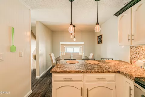 2876 Warwick Loop, Bismarck, ND 58504 photo 7