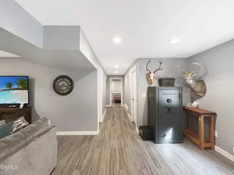 2404 27th Ave W, Williston, ND 58801 photo 48