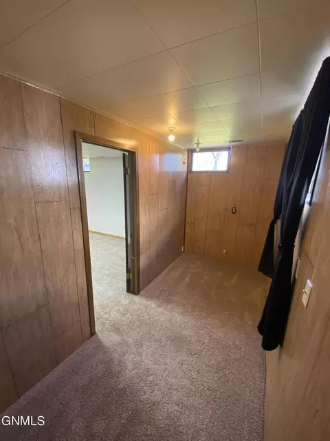 524 Dohn Ave, Bismarck, ND 58503 photo 15