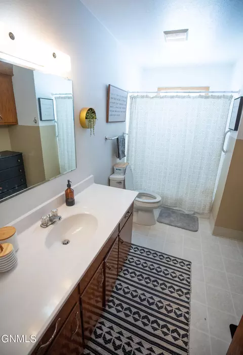 524 Dohn Ave, Bismarck, ND 58503 photo 9