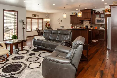 4117 Ranch Loop, Bismarck, ND 58503 photo 5