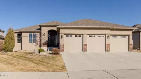 4117 Ranch Loop, Bismarck, ND 58503 photo 1