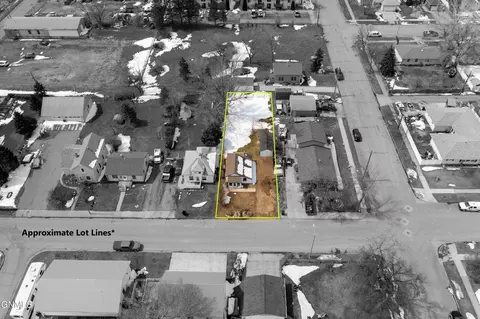 327 14th Ave W, Williston, ND 58801 photo 3