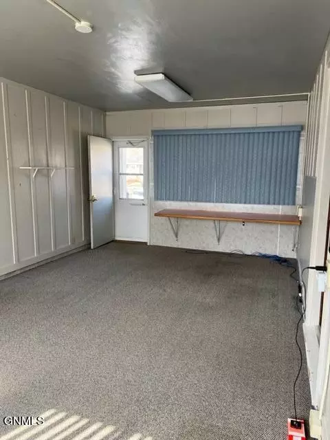 1712 2nd Ave E, Williston, ND 58801 photo 3