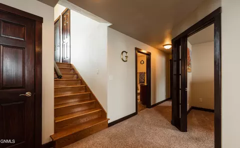 1012 Canada Ave, Bismarck, ND 58503 photo 12