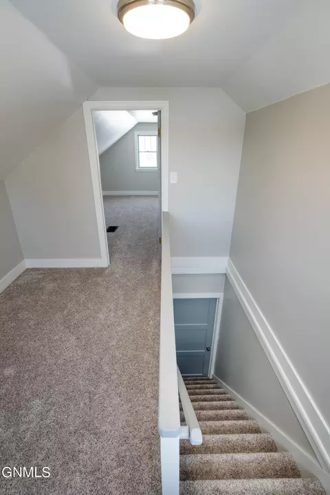 801 4th St W, Williston, ND 58801 photo 22